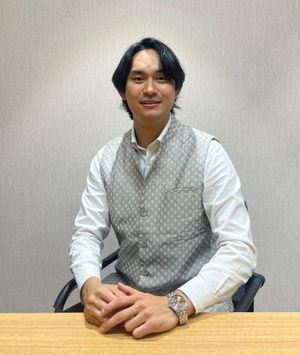 三浦 佑真 様 人事部 総括マネージャー