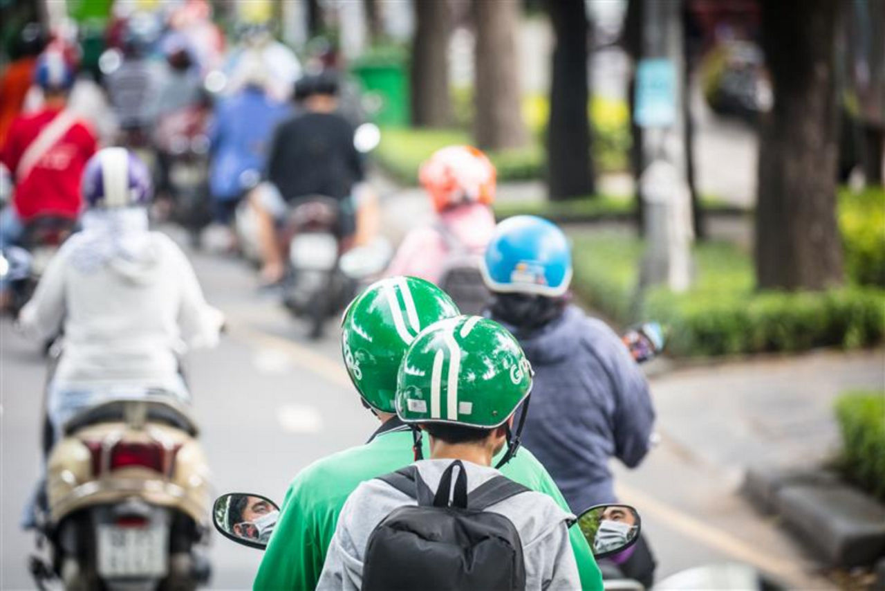 Using Taxis and Ride-Hailing Apps (Grab) Effectively